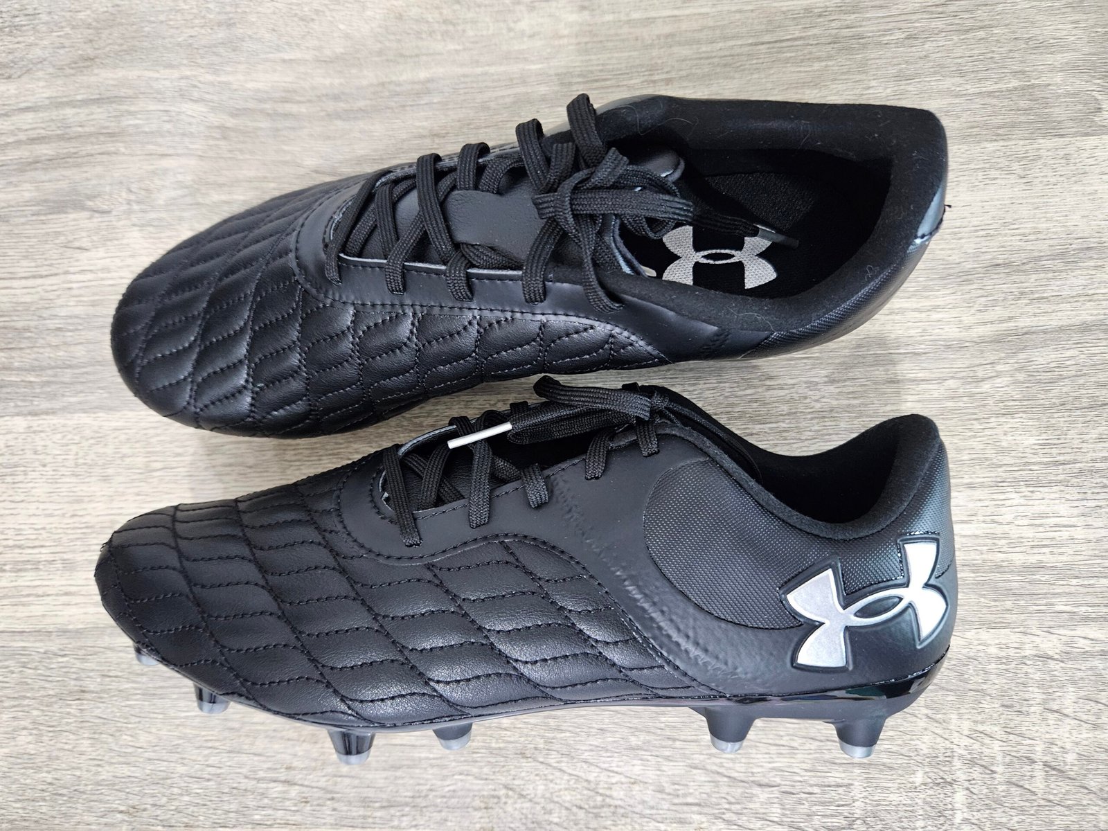 Magnetico Select 3: Sepatu Sepakbola Under Armour Seri Termurah